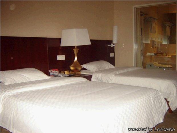 Bluesky Hotel Γκουανγκζού Δωμάτιο φωτογραφία